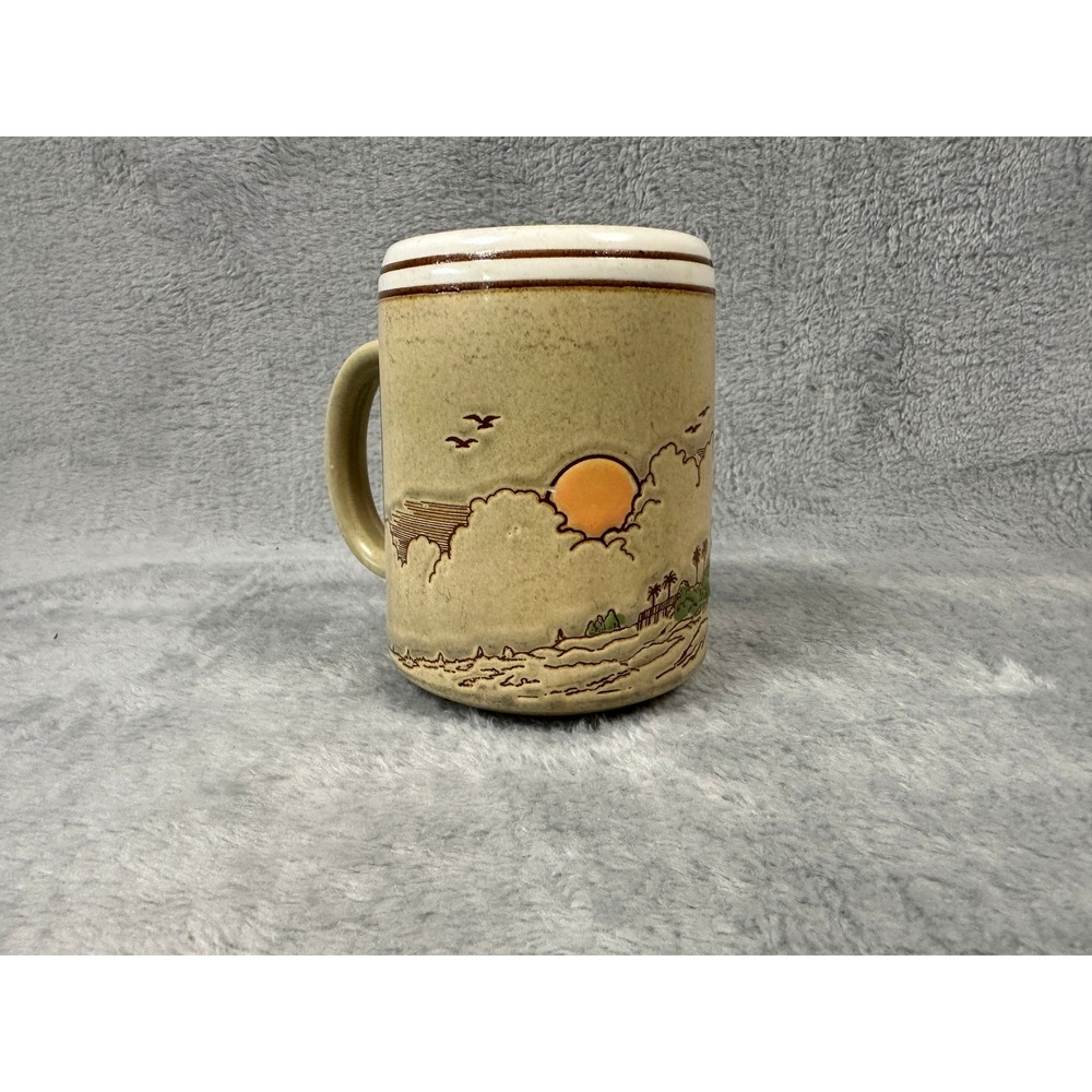 Vintage 1970s Hearst Castle San Simeon California Stoneware Coffee Mug - Picture 2 of 5